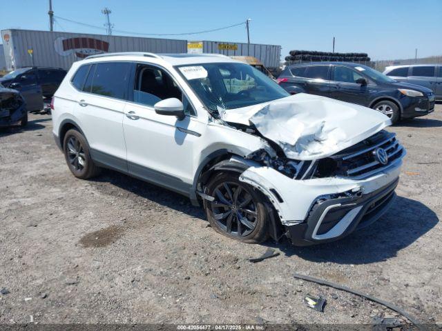 Salvage Volkswagen Tiguan