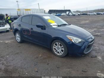  Salvage Toyota Yaris