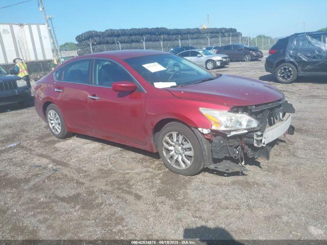  Salvage Nissan Altima