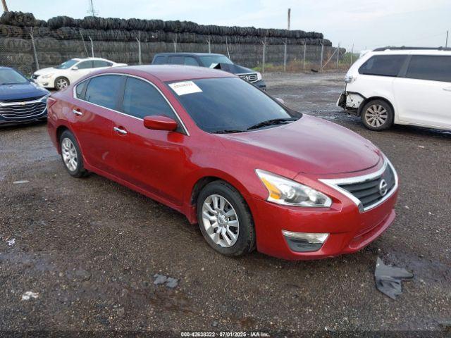  Salvage Nissan Altima