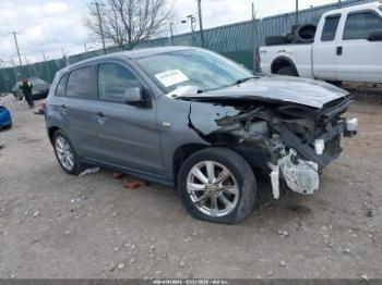  Salvage Mitsubishi Outlander