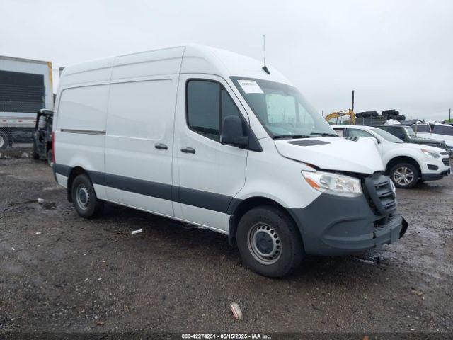  Salvage Mercedes-Benz Sprinter 1500