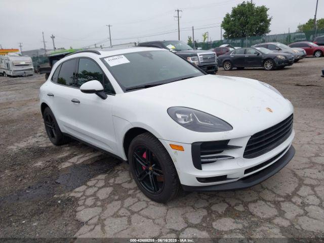  Salvage Porsche Macan