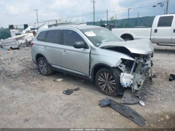  Salvage Mitsubishi Outlander