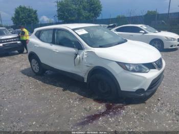  Salvage Nissan Rogue