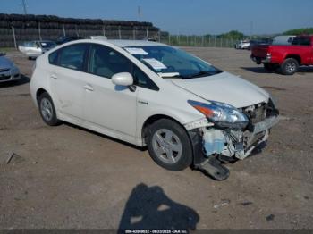  Salvage Toyota Prius