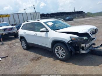  Salvage Jeep Cherokee
