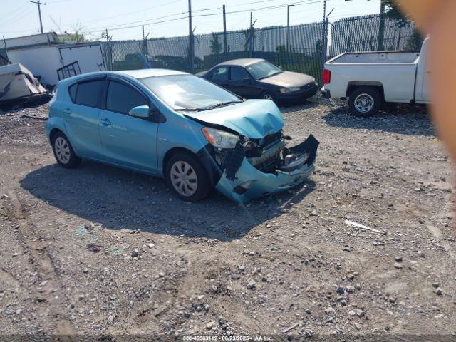  Salvage Toyota Prius c