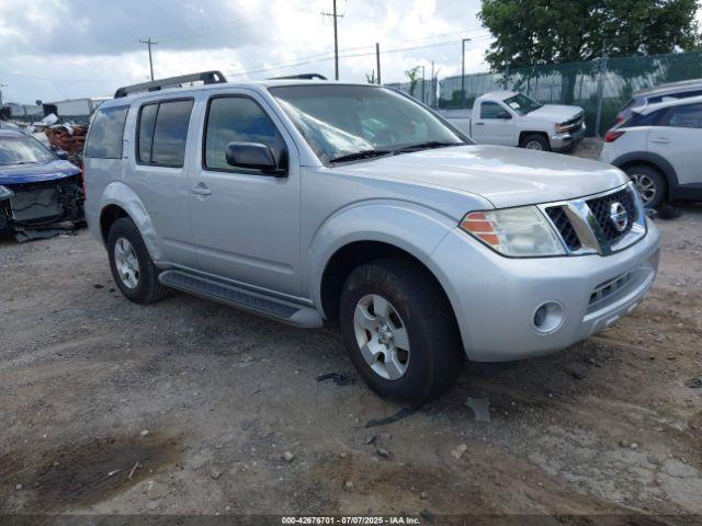  Salvage Nissan Pathfinder