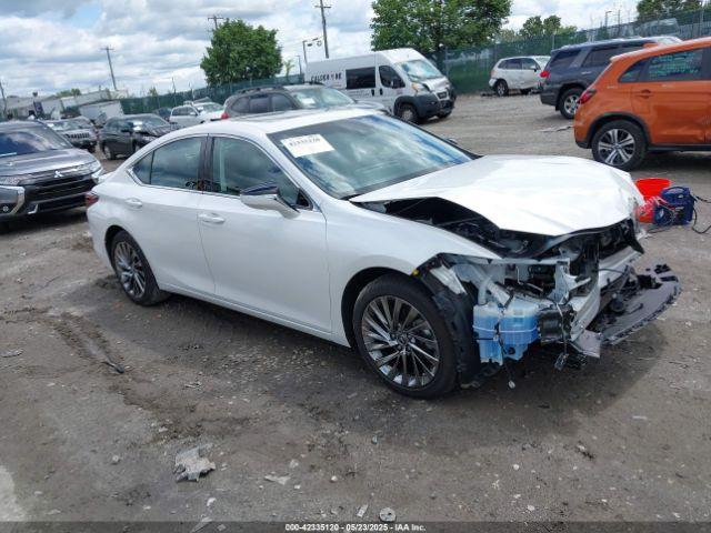  Salvage Lexus Es