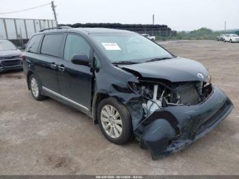  Salvage Toyota Sienna