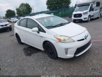  Salvage Toyota Prius