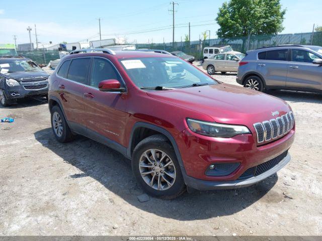  Salvage Jeep Cherokee