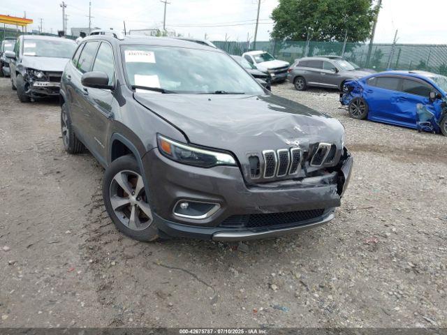  Salvage Jeep Cherokee