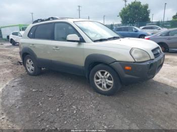  Salvage Hyundai TUCSON
