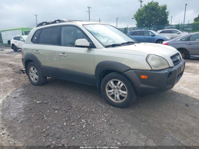  Salvage Hyundai TUCSON