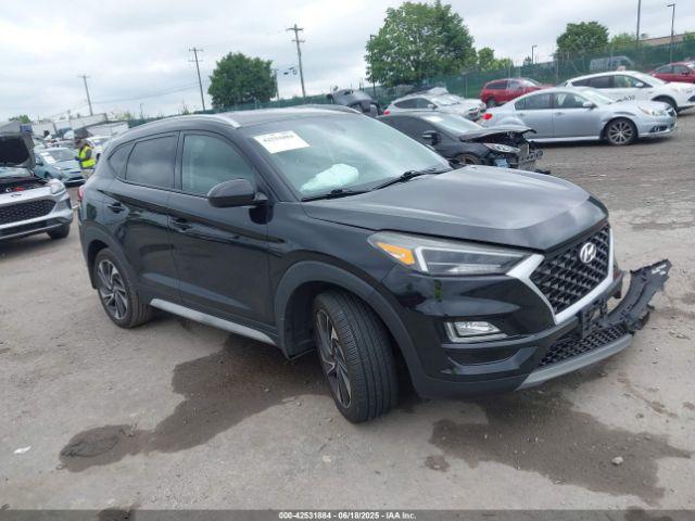  Salvage Hyundai TUCSON