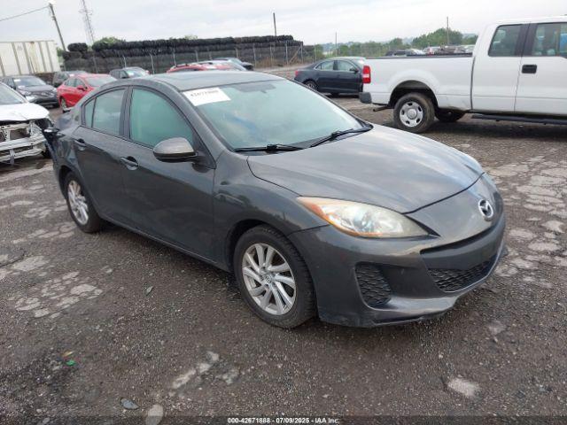  Salvage Mazda Mazda3
