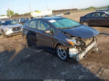  Salvage Toyota Prius