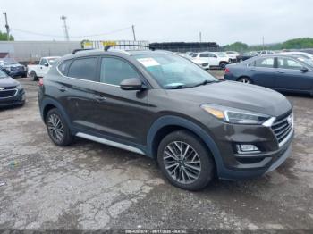  Salvage Hyundai TUCSON