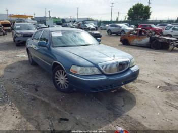  Salvage Lincoln Towncar