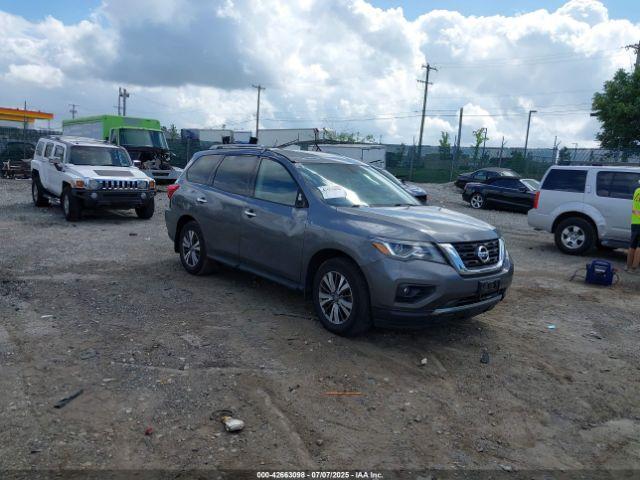  Salvage Nissan Pathfinder