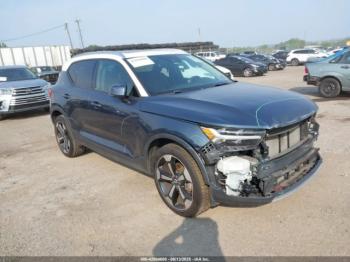  Salvage Volvo XC40