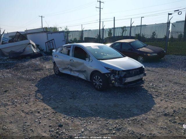  Salvage Toyota Prius Prime