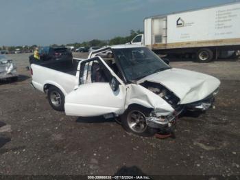  Salvage Chevrolet S-10