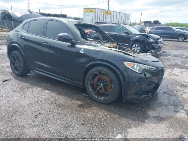  Salvage Alfa Romeo Stelvio