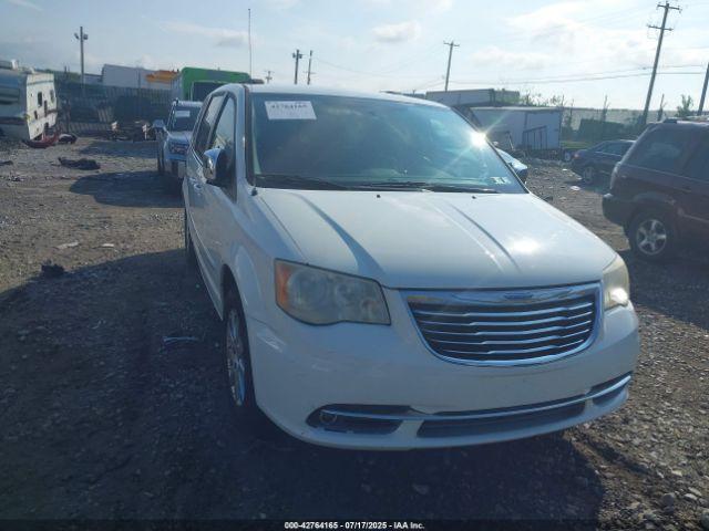  Salvage Chrysler Town & Country