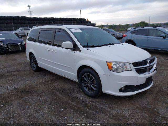  Salvage Dodge Grand Caravan