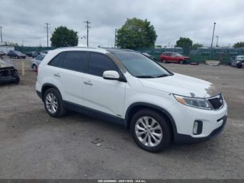  Salvage Kia Sorento