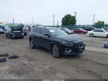  Salvage Jeep Cherokee