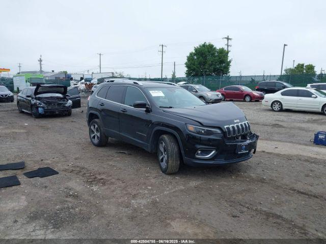  Salvage Jeep Cherokee