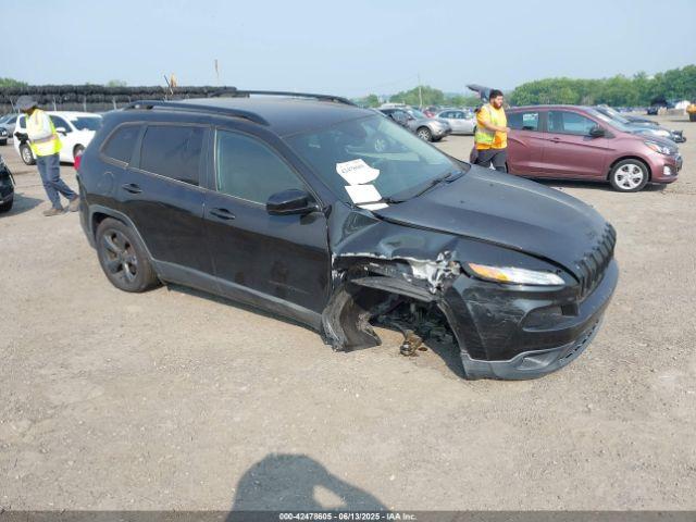  Salvage Jeep Cherokee