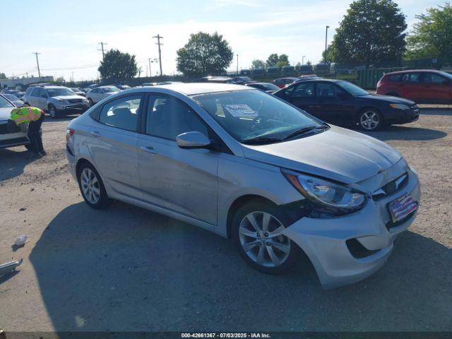  Salvage Hyundai ACCENT