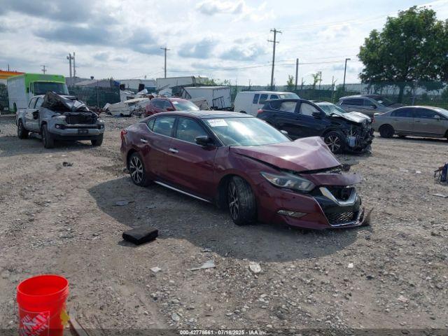  Salvage Nissan Maxima
