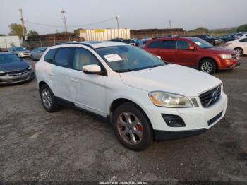  Salvage Volvo XC60