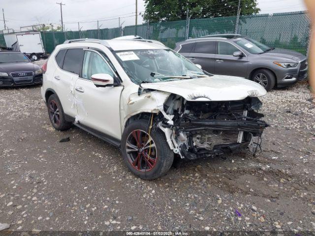  Salvage Nissan Rogue