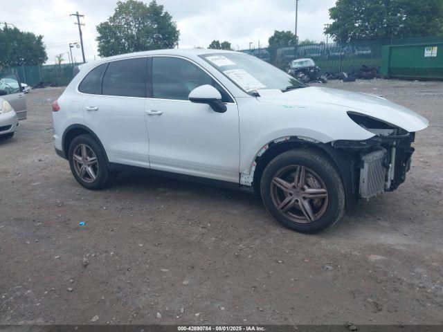  Salvage Porsche Cayenne