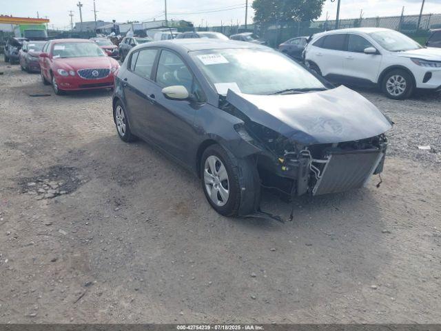  Salvage Kia Forte
