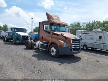  Salvage Freightliner New Cascadia 126