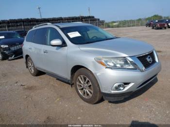  Salvage Nissan Pathfinder