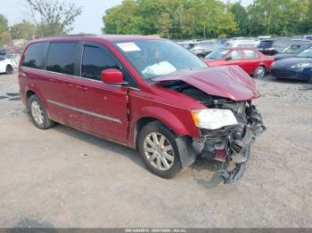  Salvage Chrysler Town & Country
