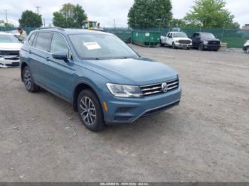  Salvage Volkswagen Tiguan