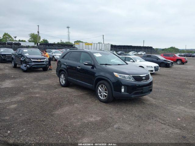  Salvage Kia Sorento