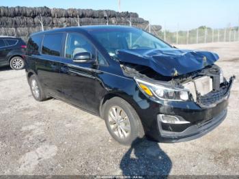  Salvage Kia Sedona