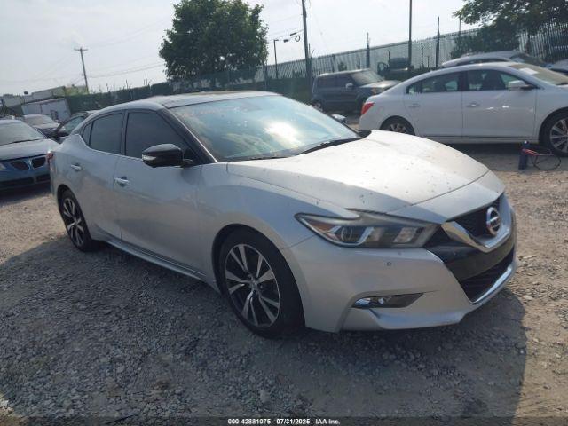  Salvage Nissan Maxima