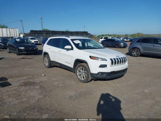  Salvage Jeep Cherokee